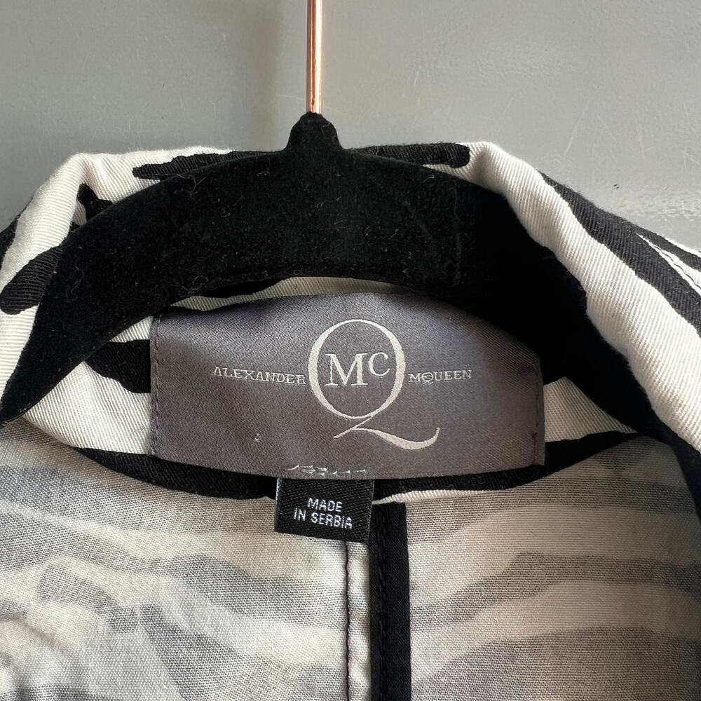 Alexander McQueen Vintage Black White Striped Belted Trench Coat - Picture 6 of 12
